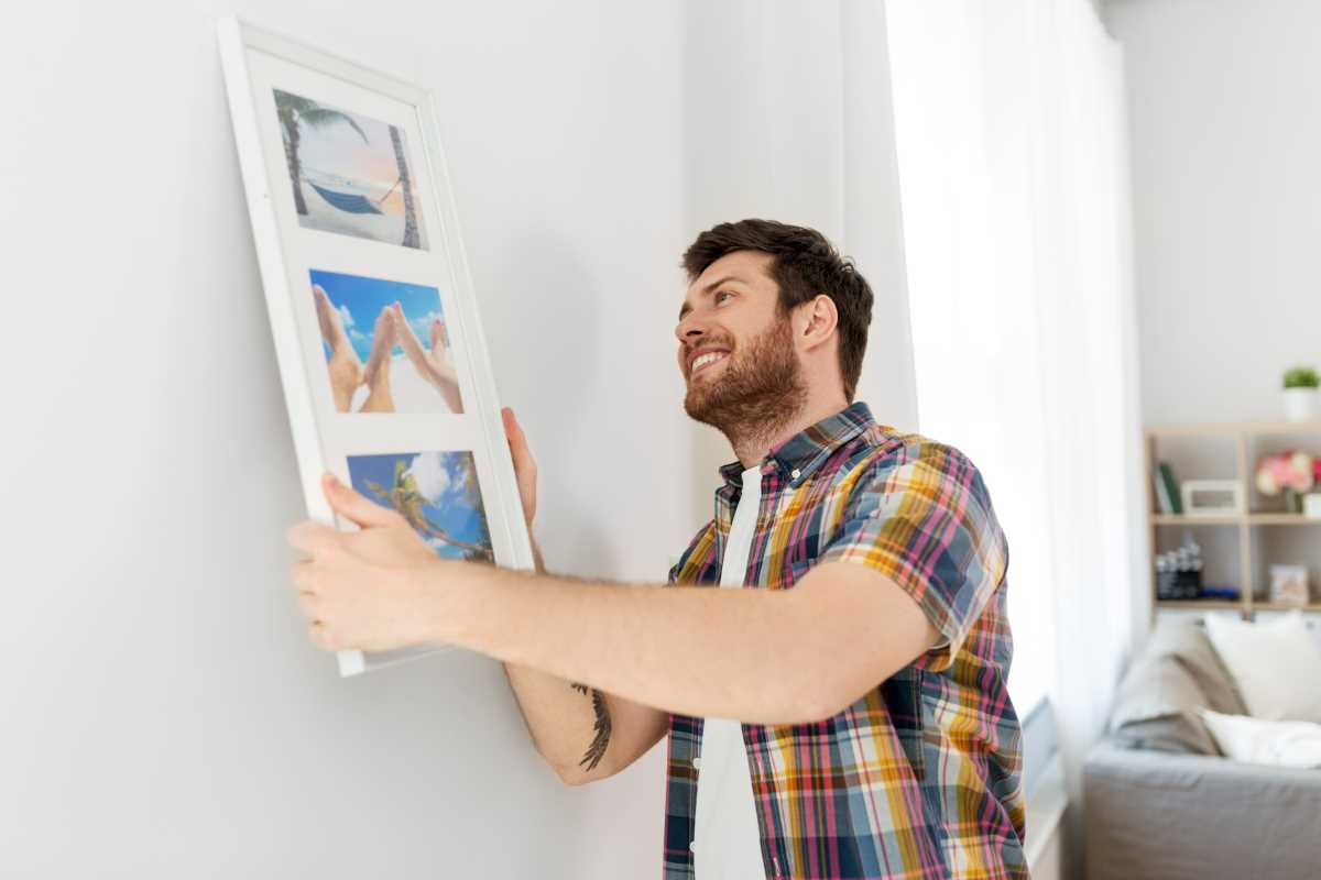 The Secret to Perfectly Aligned Picture Frames