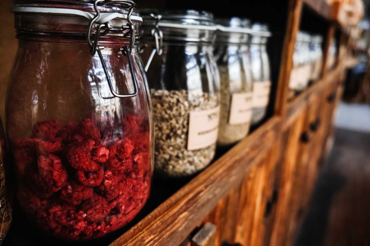 Easy Ways to Reuse Glass Jars Without the Sticky Mess